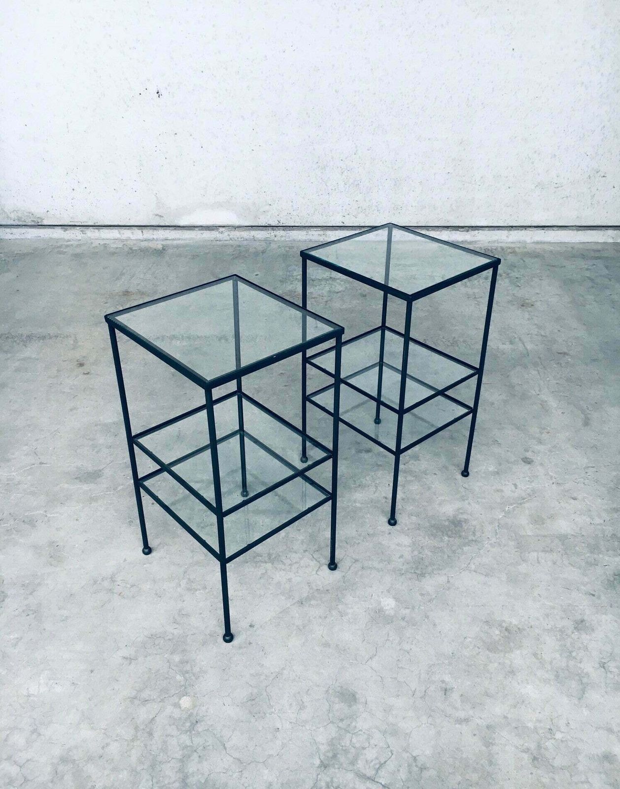 Minimalistisch Design Drielaags Bijzettafelset, België, Ca. Jaren 1960 photo buy