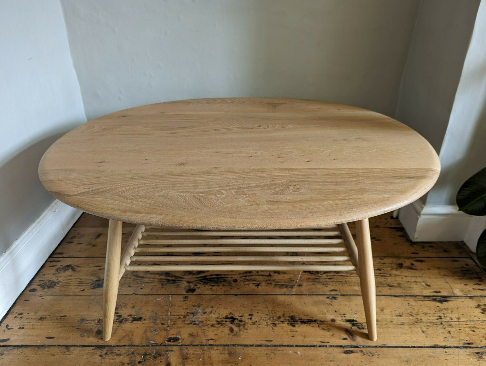 Ercol 454 Coffee / Supper Table photo Furniture
