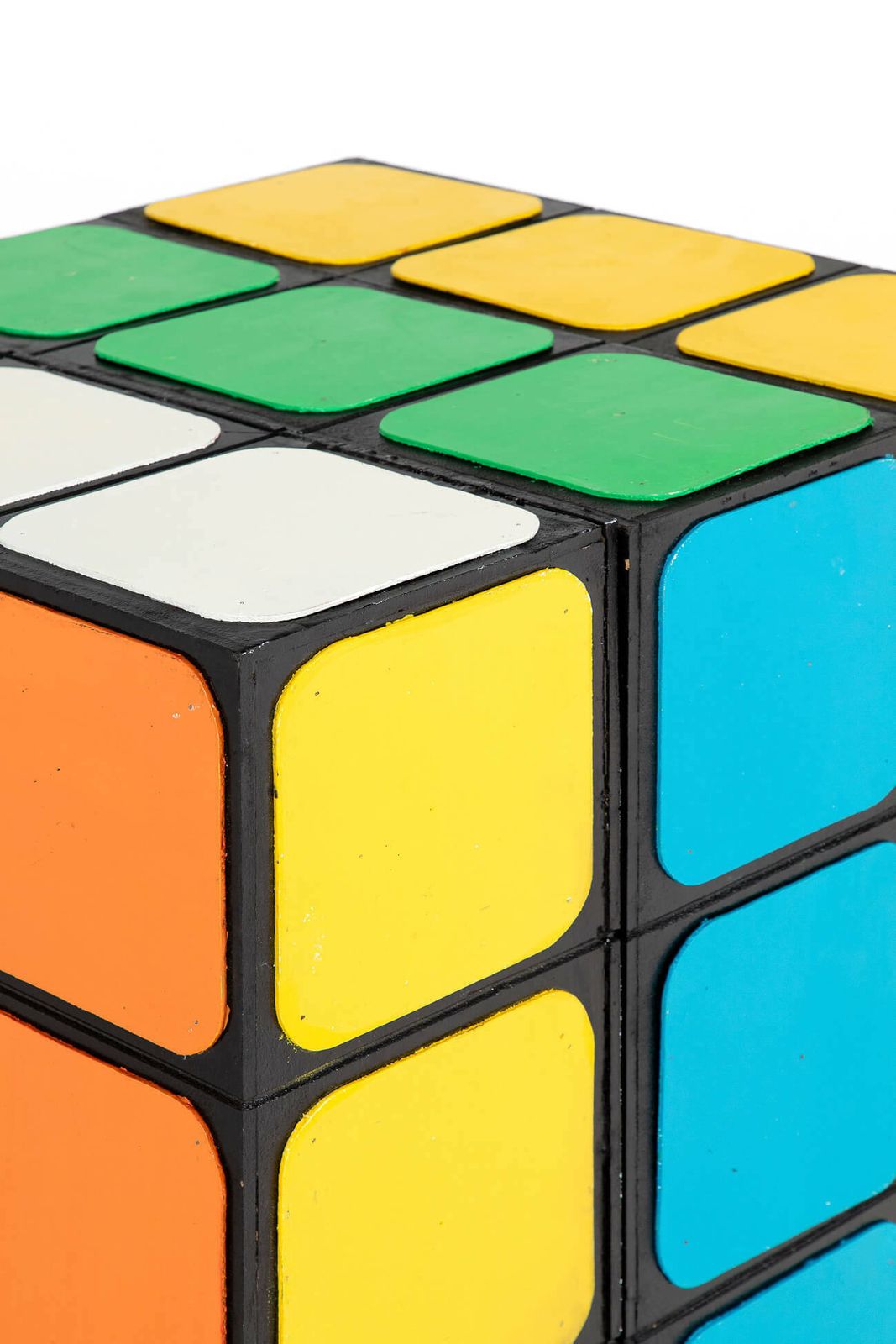Large Rubik’s Cube Shop Display photo vinterior