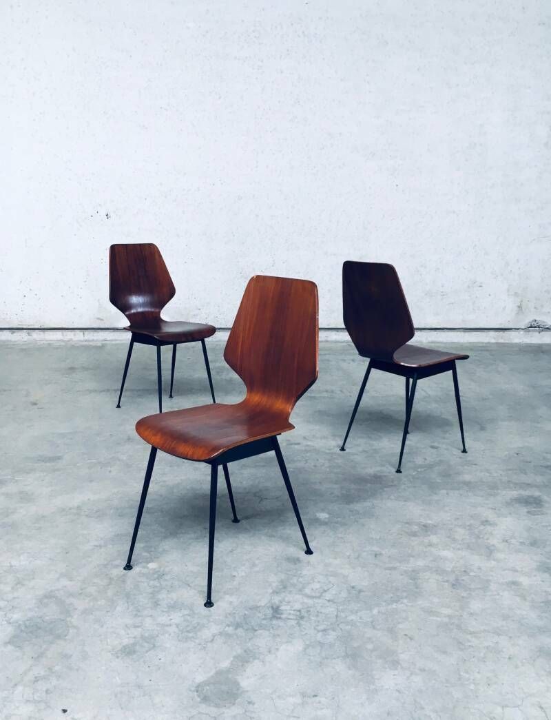 Midcentury Modern Design Plywood Side Chairs Attributed To Carlo Ratti For Legni Curvati, Italy 1950's