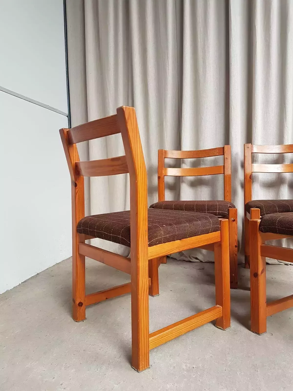 Vtg Late Mid Century Danish Set Of 4 Solid Pine Brutalist Dining Chairs R439 photo vintage