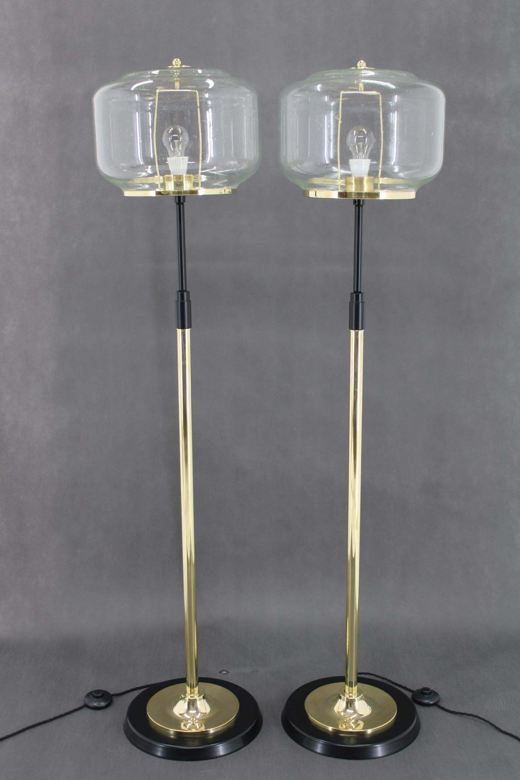 Paar Glazen Vloerlampen Met Messing Details, Kamenicky Senov, Tsjecho Slowakije, Jaren 1970 photo Verlichting