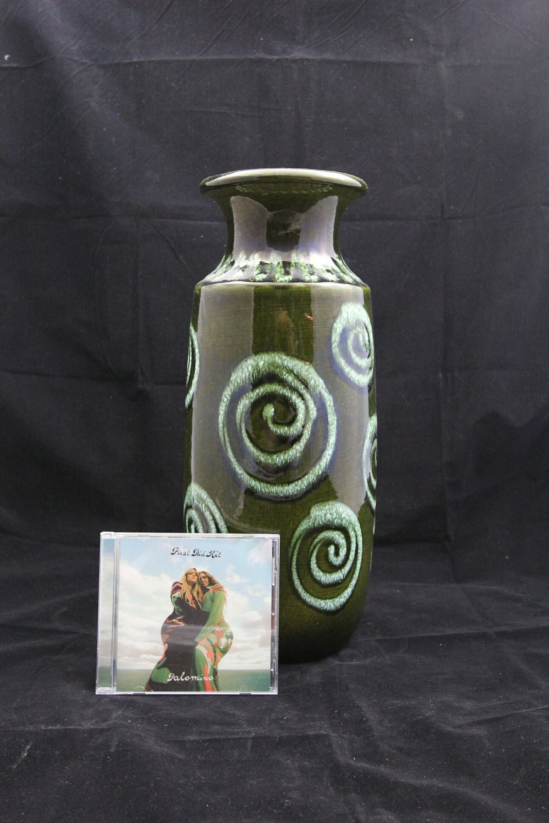 Glorious Scheurich West German Pottery Floor Vase In Deep Green High Gloss Glaze With Pale Green/White Contrast Spiral Design photo vintage