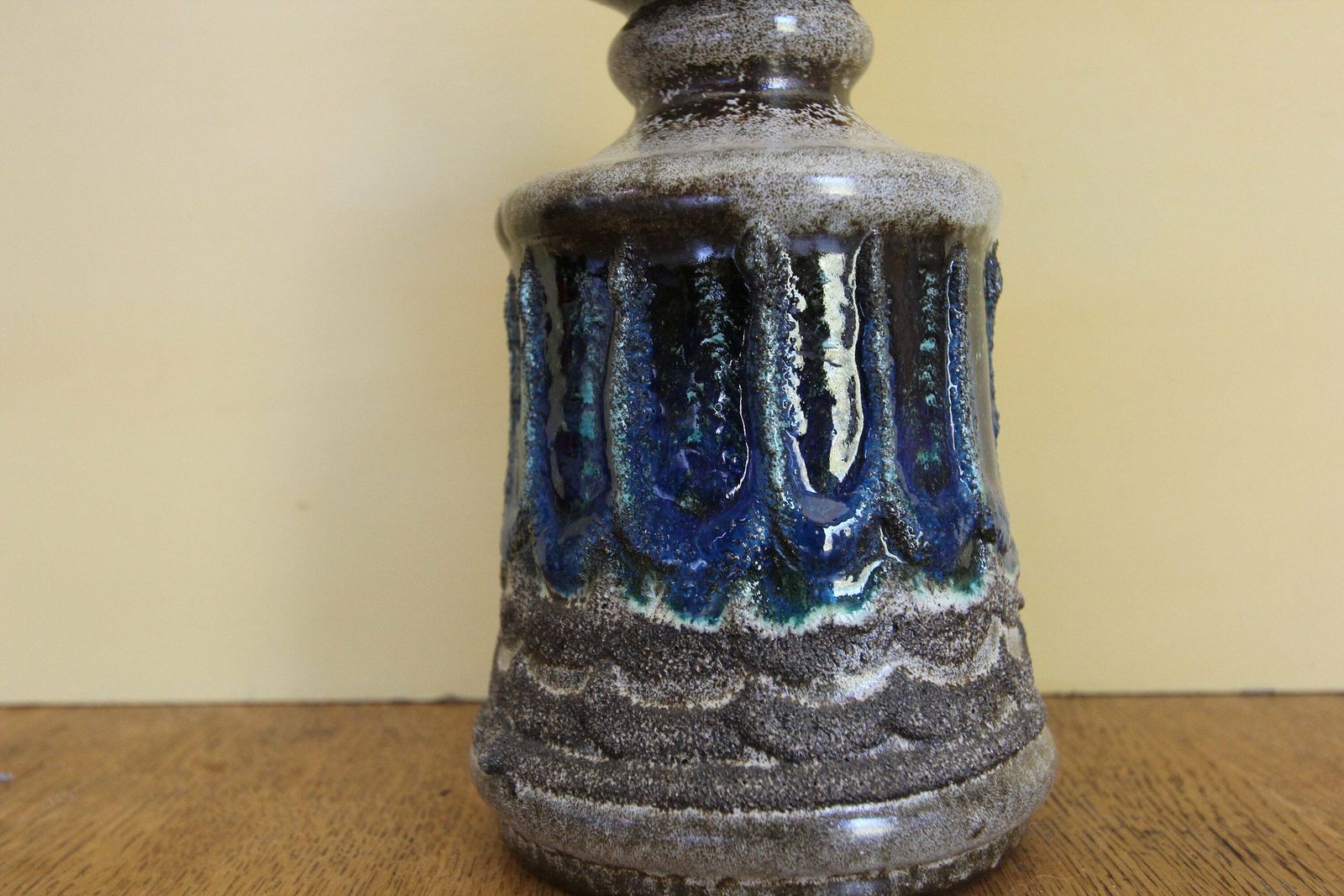 Striking 1960s Art Ceramic Fat Lava Vase By East German Pottery Strehla 18cm photo 52.0