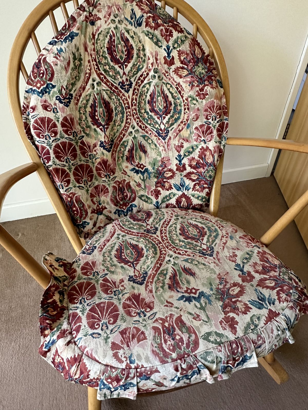 Ercol Windsor Rocking Chair With Seat Pads
