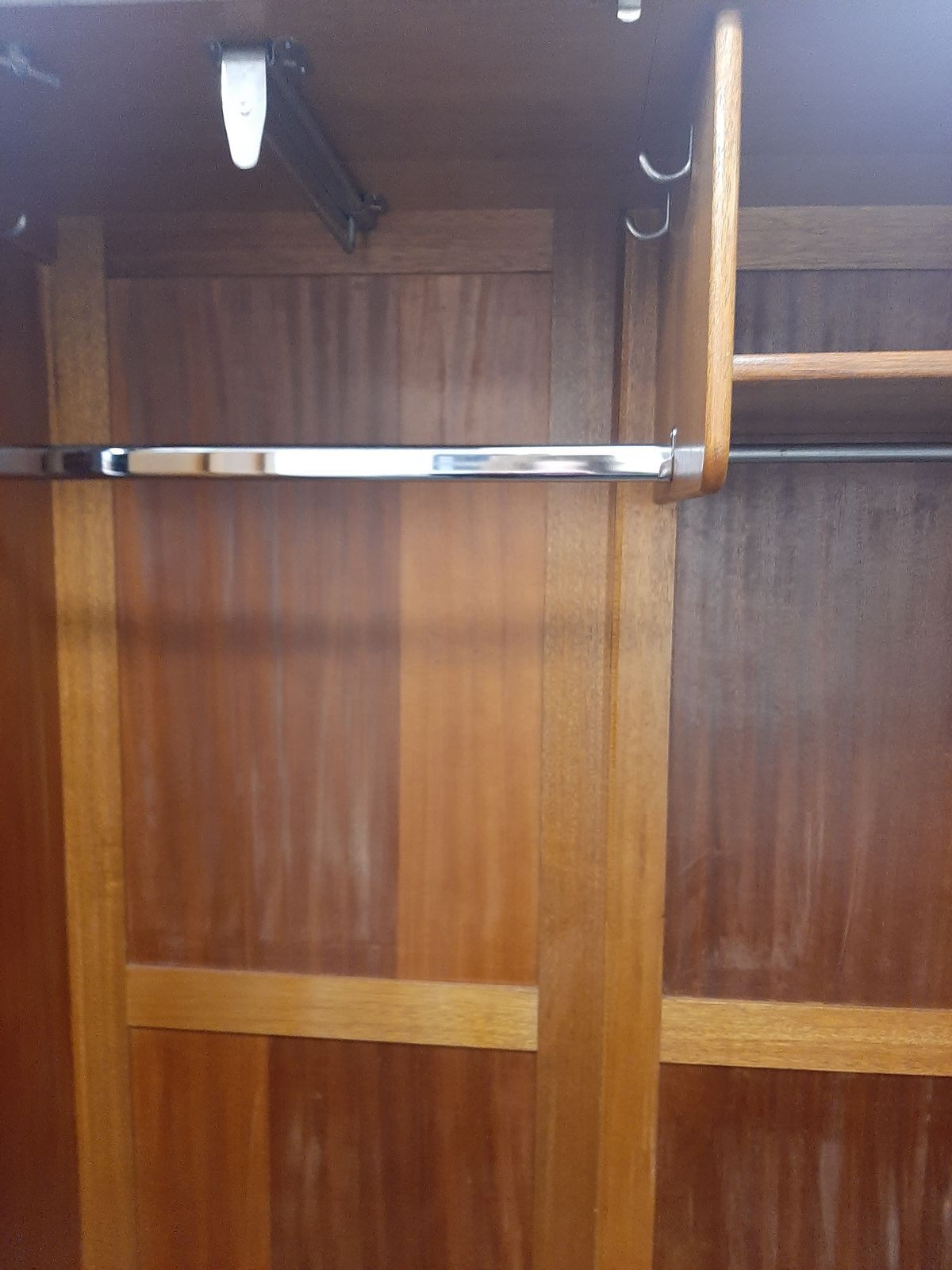 photo furniture Maple & Co Ltd Wardrobe, 19th Century