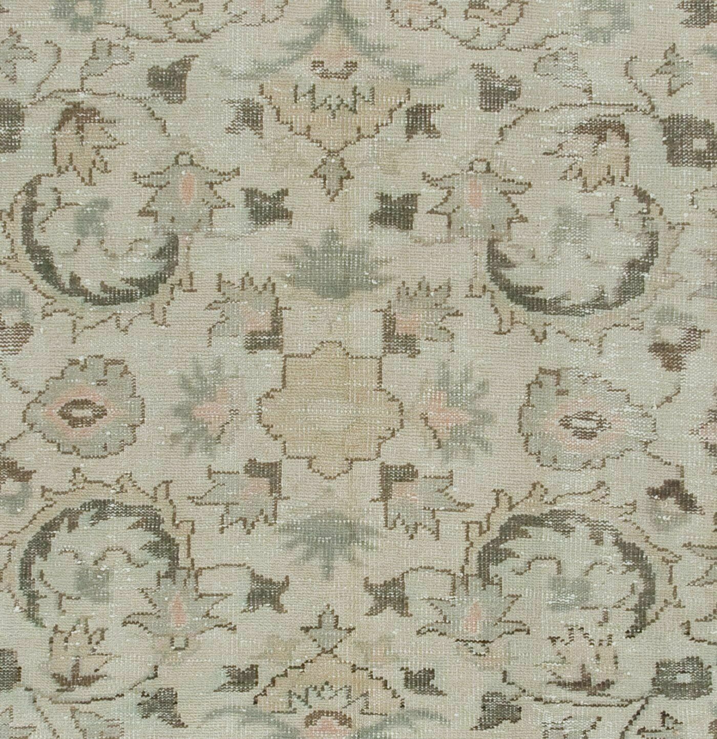 5.7x8 Ft Vintage Hand Knotted Floral Design Anatolian Rug photo Textiles