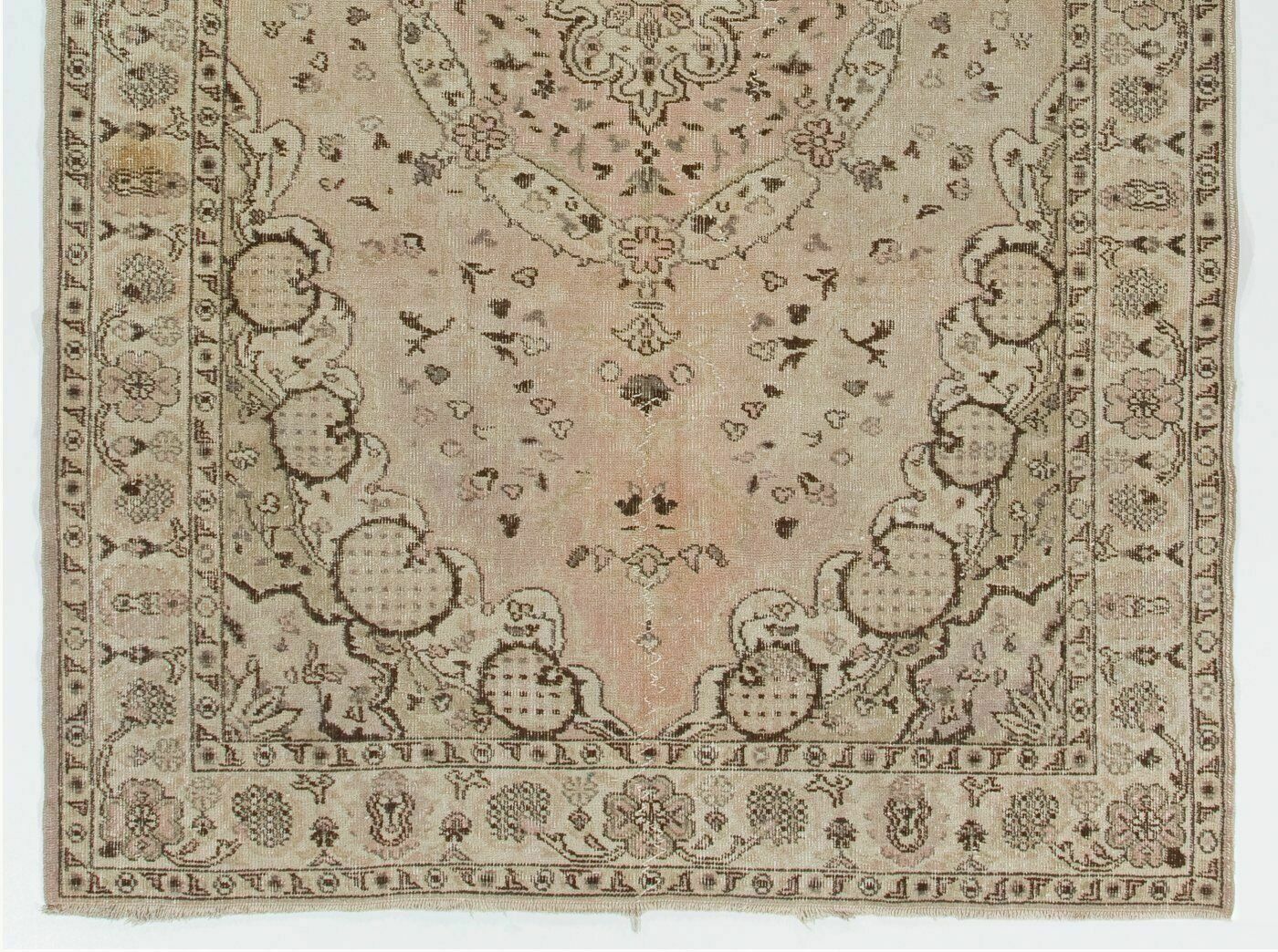 5.7x8.6 Ft Vintage Handmade Turkish Rug For Living Room. Woolen Floor Covering photo for sale