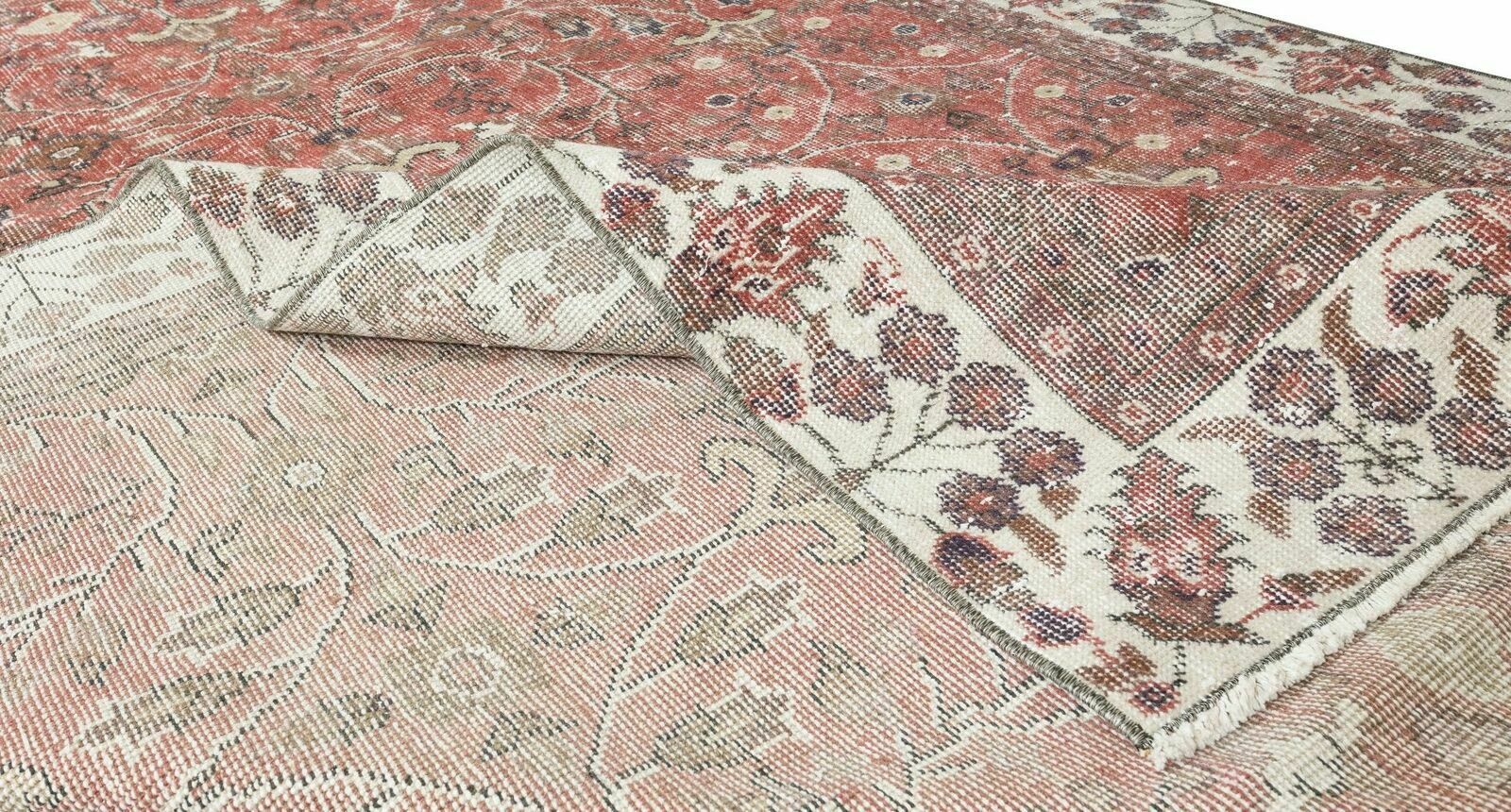 6x10 Ft Floral Pattern Floor Covering, Vintage Handmade Turkish Wool Area Rug photo for sale