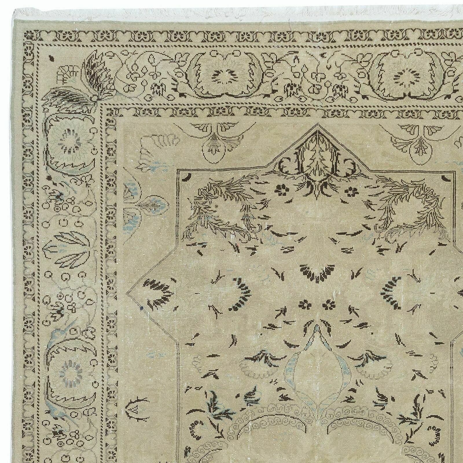 5x8 Ft Farmhouse Decor Vintage Handmade Rug In Beige, Sun Faded Anatolian Carpet photo Textiles