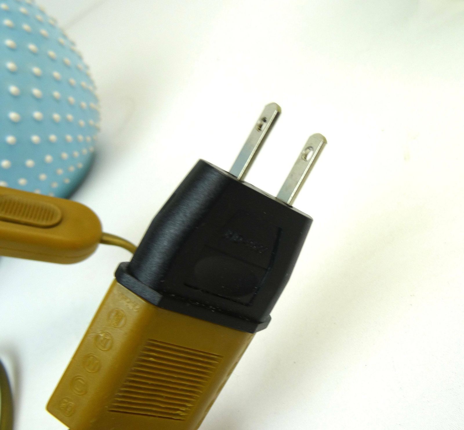 photo furniture Rare Mid Century Polka Dot Ceramic Cocoon Shade Desk Lamp By Studio Paf Italy 1970