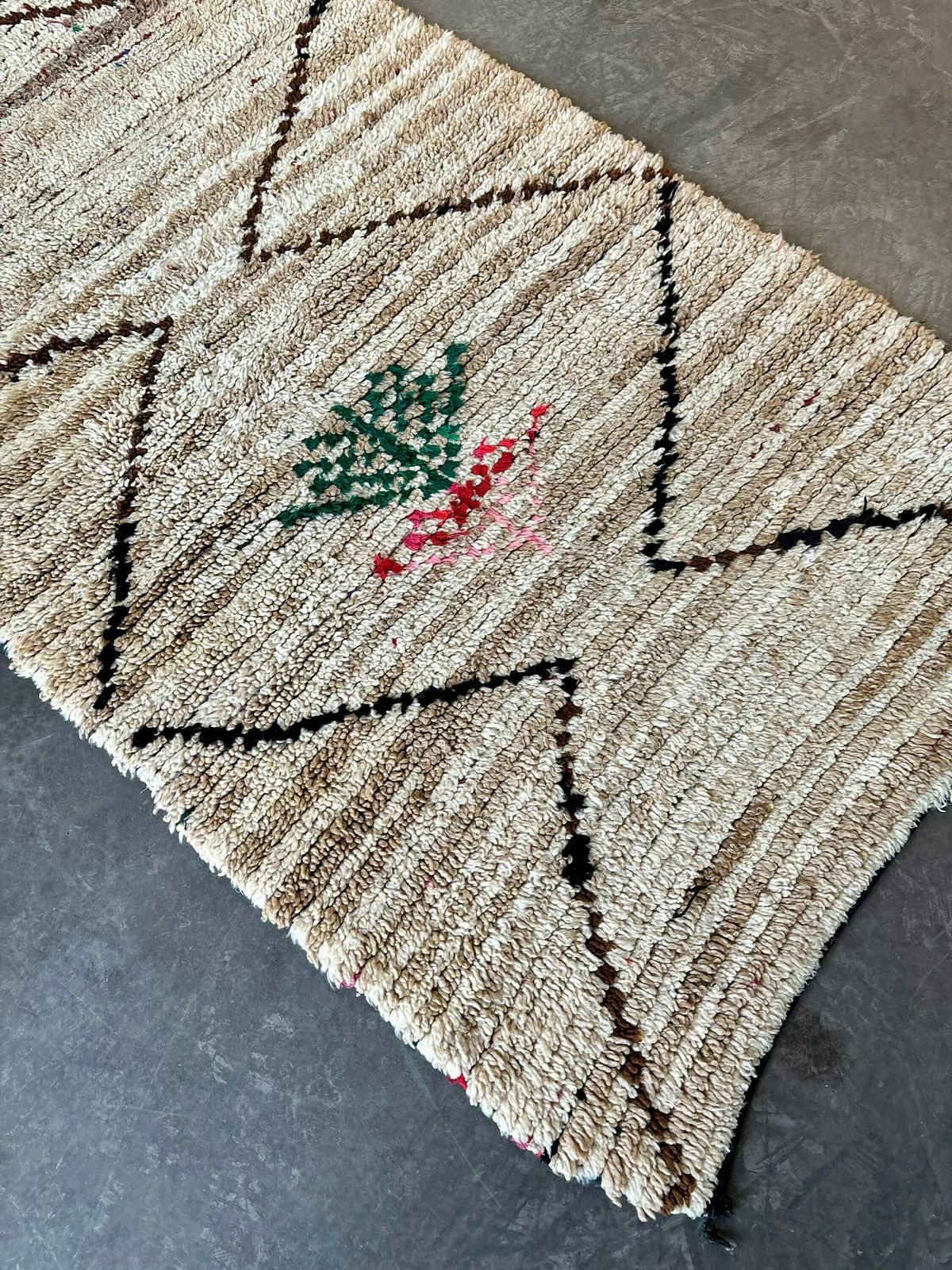 Gorgeous Soft Beni Ourain Wool Rug 100x165 Cm, Moroccan Berber Handmade Vintage Carpet photo 250.0