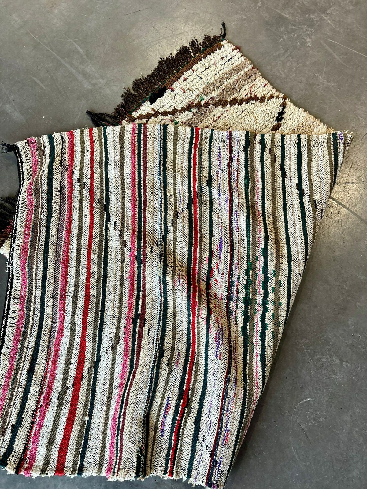 Zachte Beni Ourain Wollen Vloerkleed 100 X 165 Cm, Marokkaans Berber Handgemaakt Vintage Tapijt photo vinterior