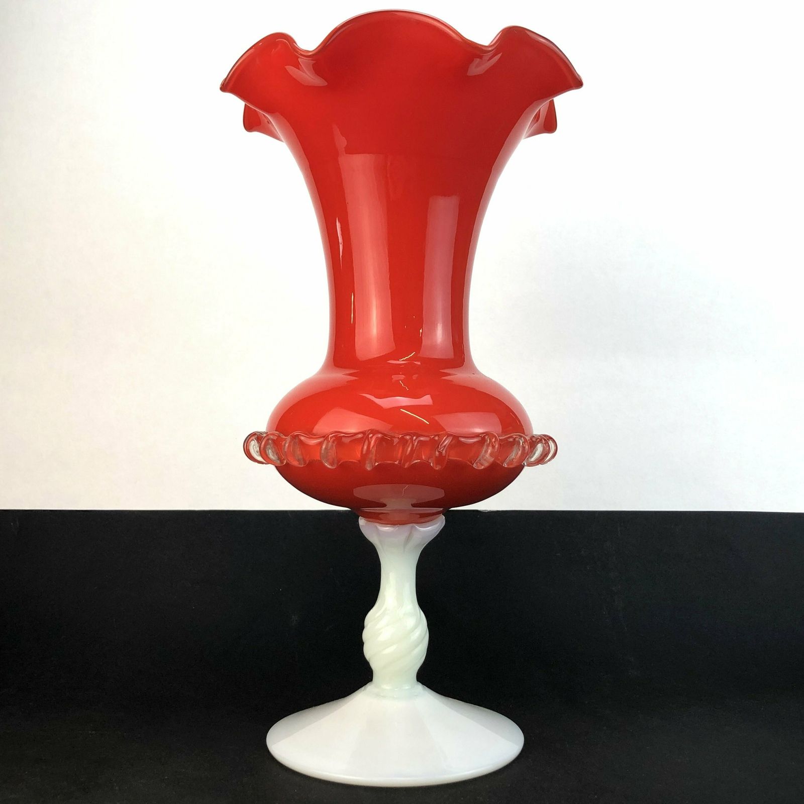 Large Mid Century Italian Red White Glass Vase Opaline Florence 60's