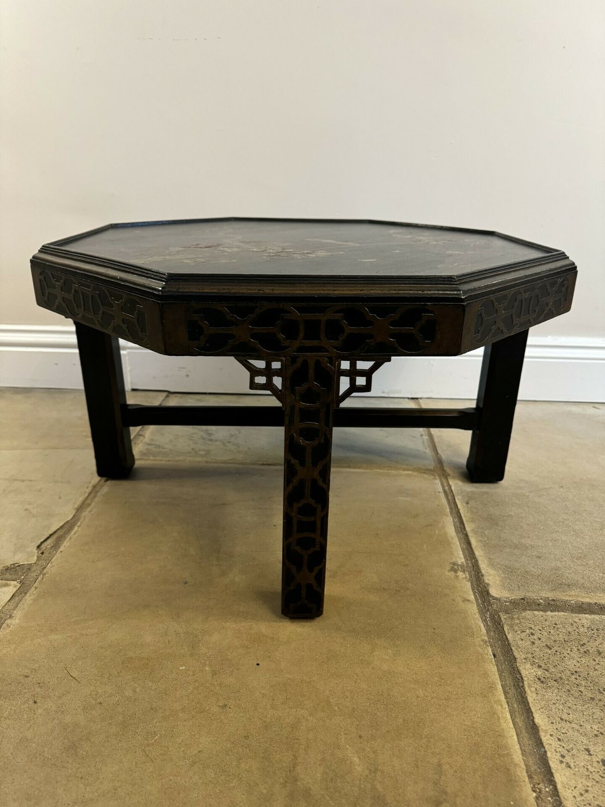 Wonderful Quality Antique Chinoiserie Decorated Coffee Table photo for sale
