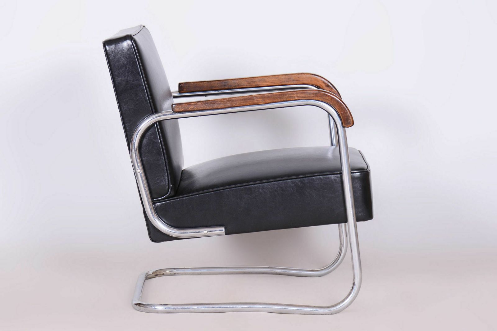 Set Of Two Restored Bauhaus Armchairs, Chrome, Beech, Cowhide, Czech, 1930s photo for sale