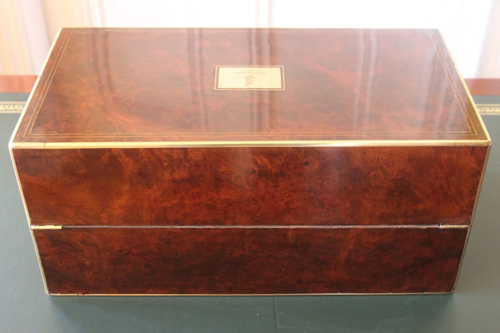 Victorian Burr Walnut Writing Slope With Secret Drawers And Compartment, Attributed To George Austin Of Dublin photo 2311.0