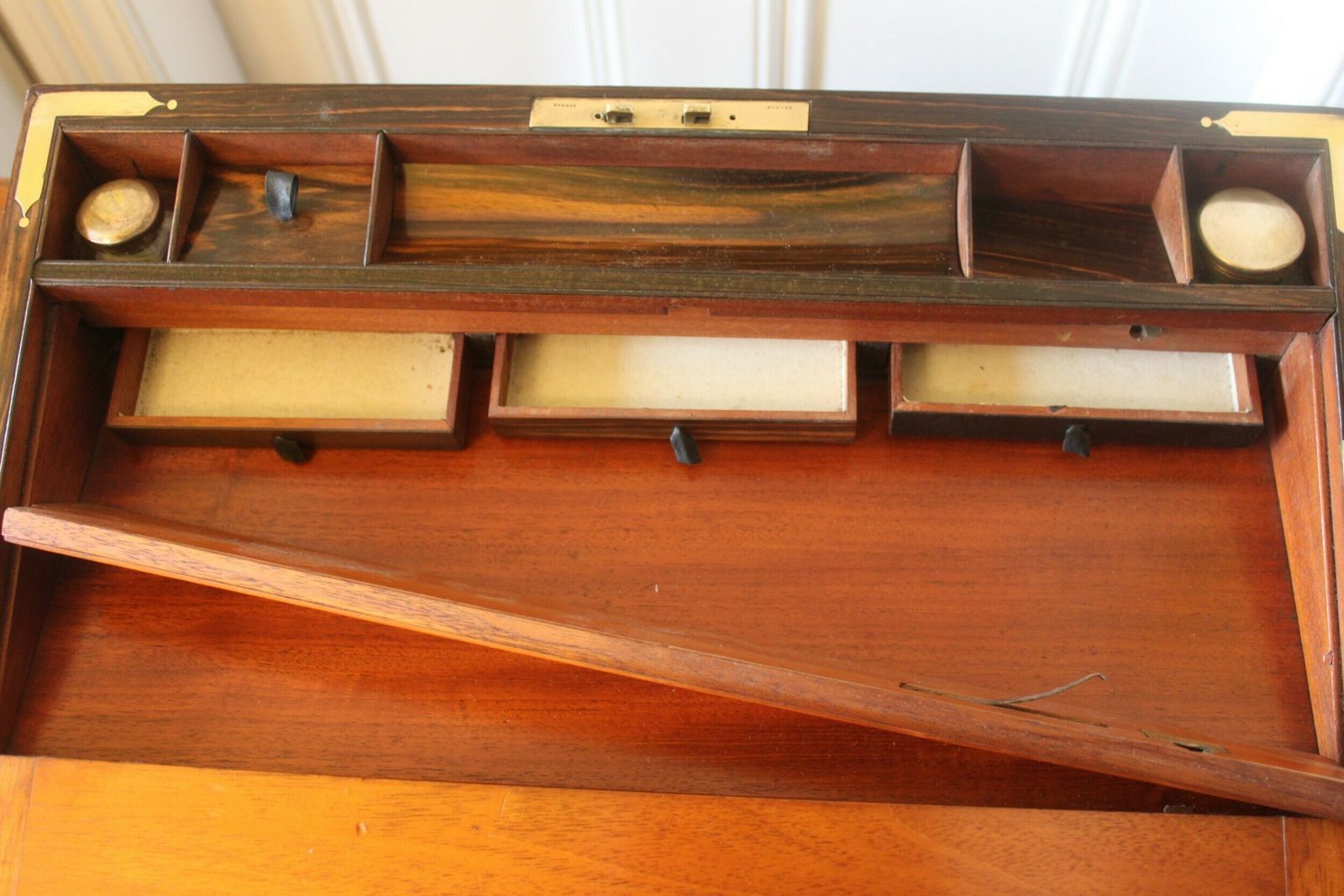photo vinterior Victorian Burr Walnut Writing Slope With Secret Drawers And Compartment, Attributed To George Austin Of Dublin