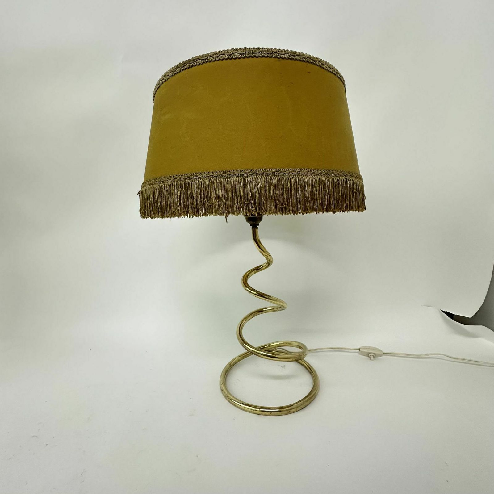 Verlichting Mid Century Messing Spiraal Tafellamp, Ca. Jaren 1950 photo