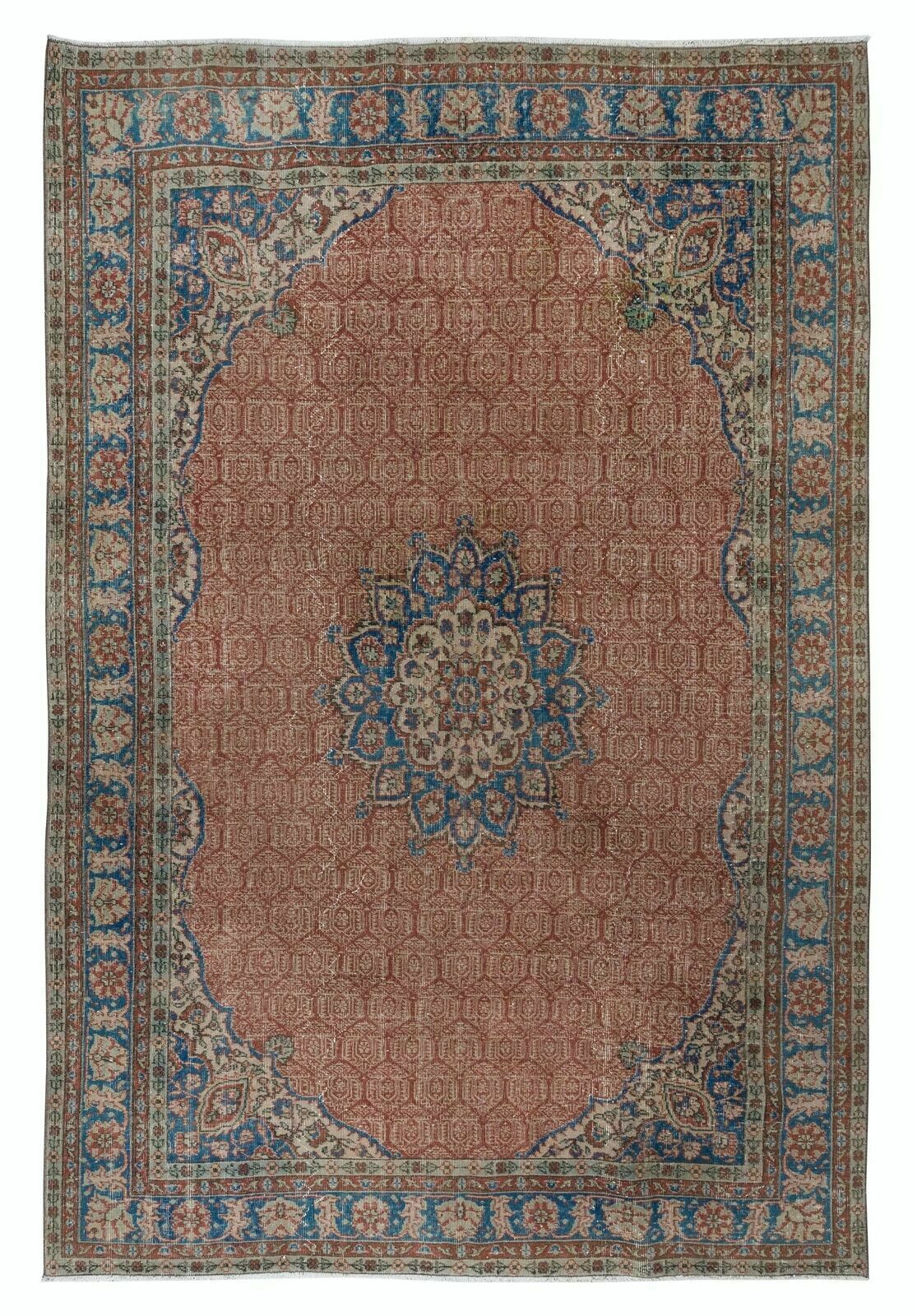 Kind Handknotted Vintage Area Rug, Traditional Turkish Carpet