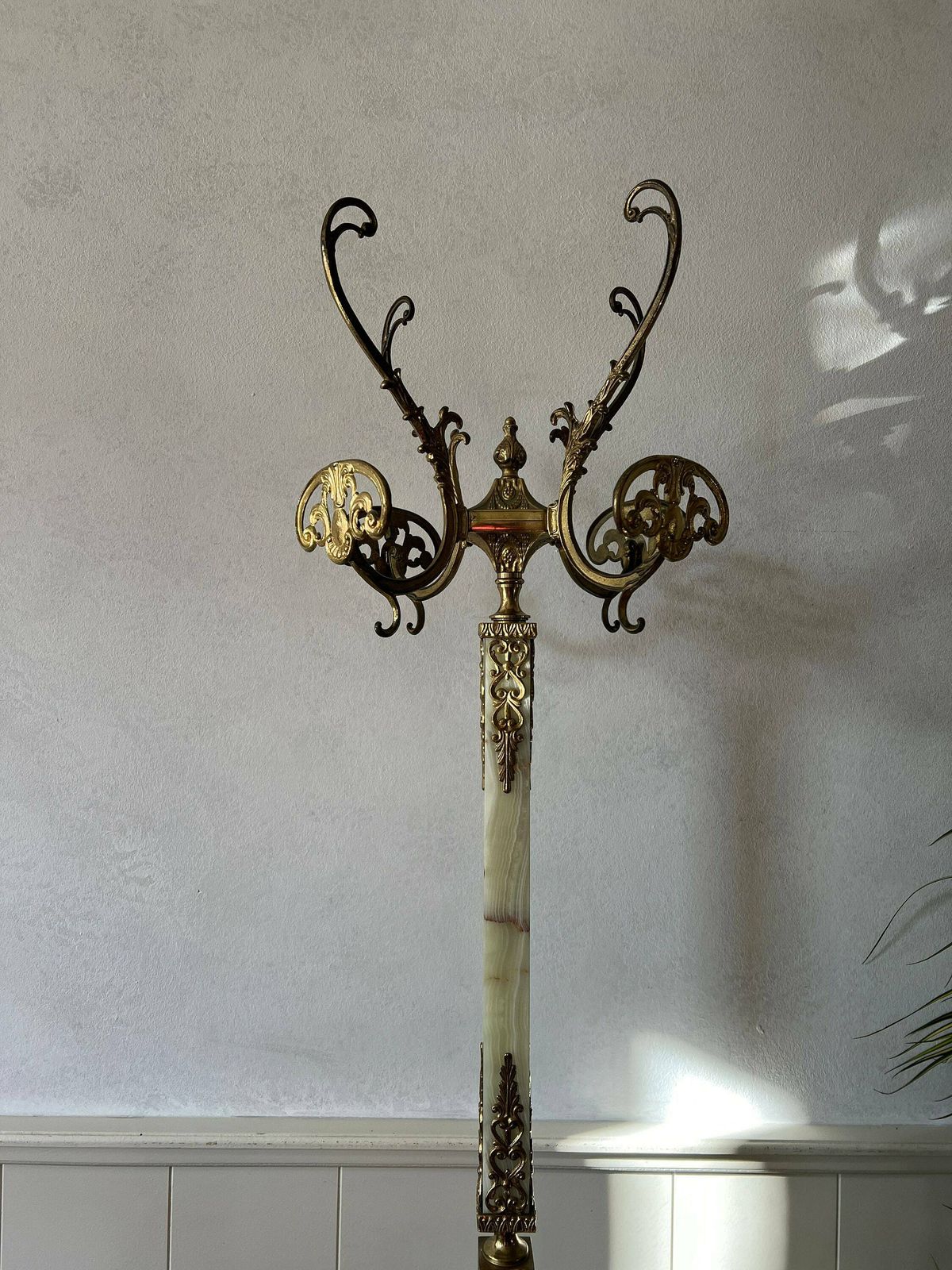 Hollywood Regency Style, Entryway Tree Standing Rack, Beautiful Italian Marble Hallway Rack photo vinterior