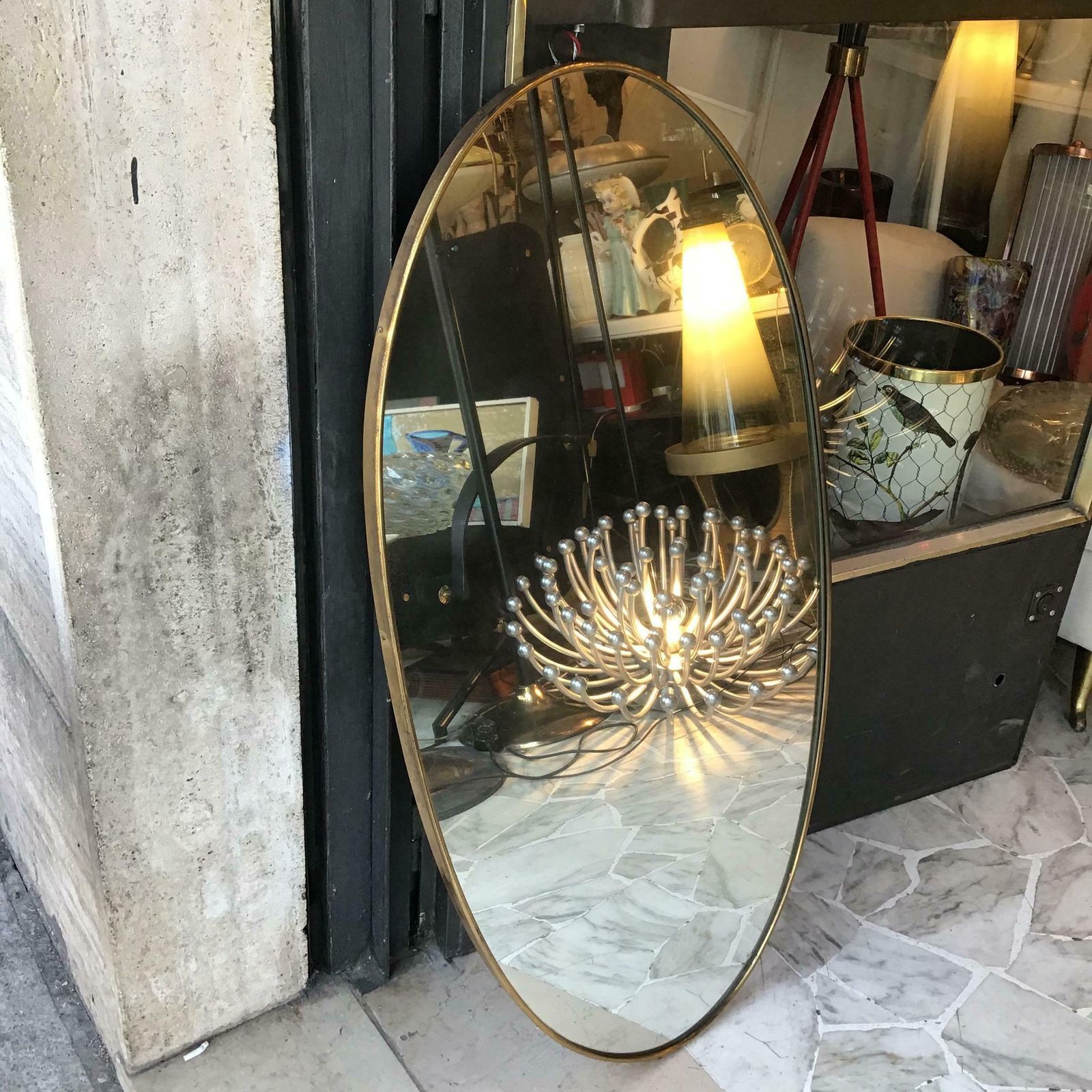 photo furniture Fontana Arte Ovale Mirror Brass Wood Mirrored Glass 1950 Italy