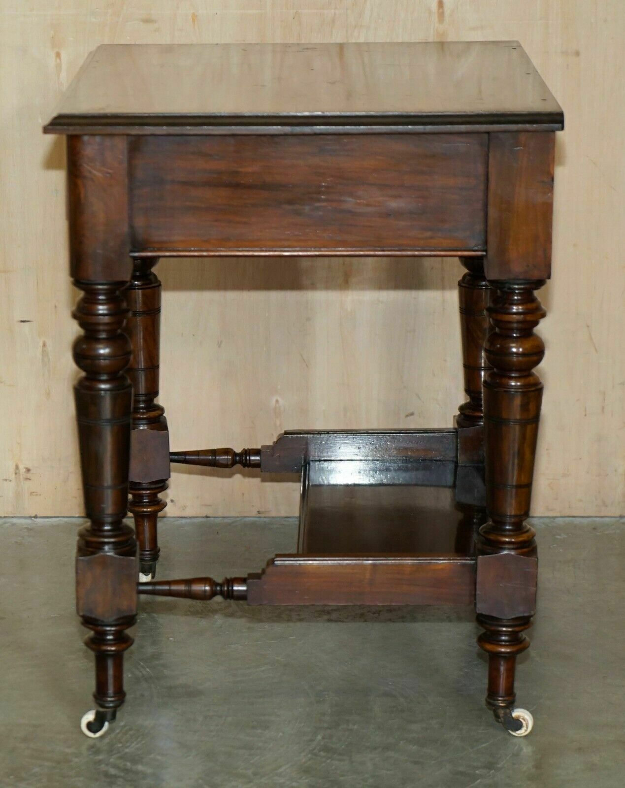 photo vintage Stunning Antique Victorian Mahogany & Burr Walnut Centre Table Or Small Desk