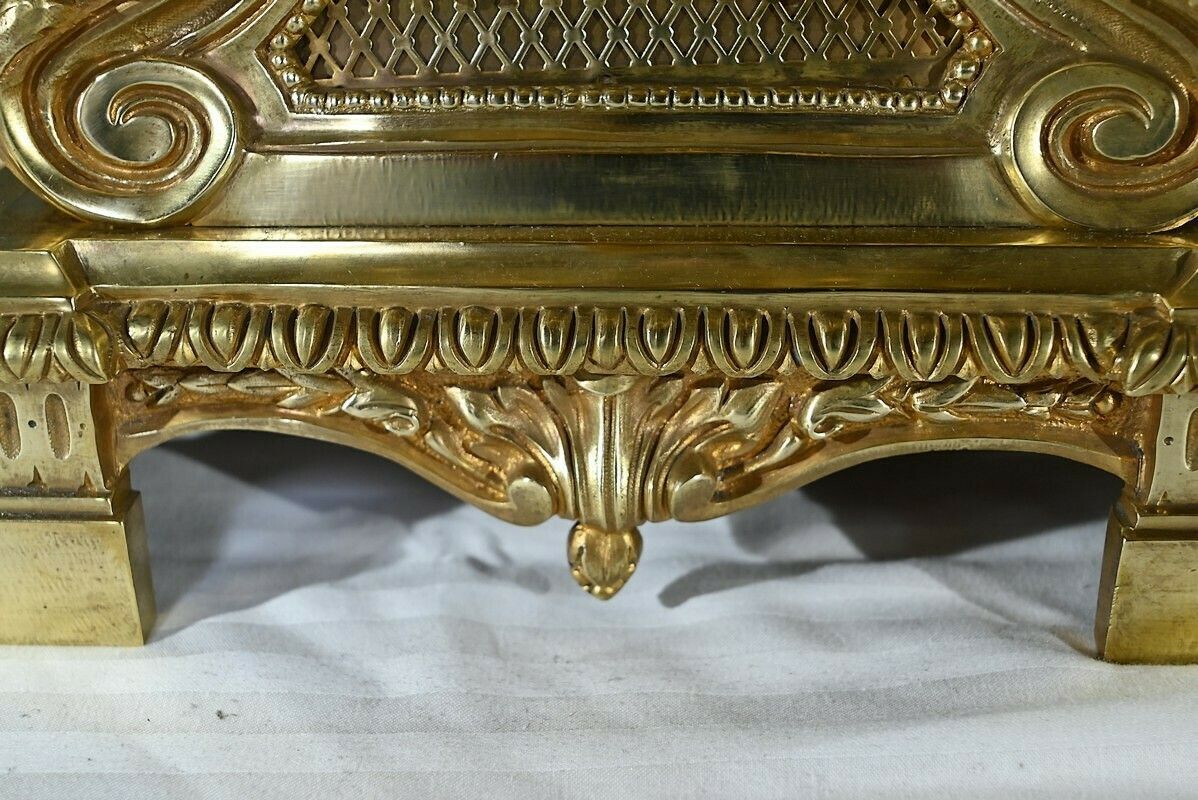 photo vinterior Bronze Clock, Signed G.Philippe Palais Royal – 1870