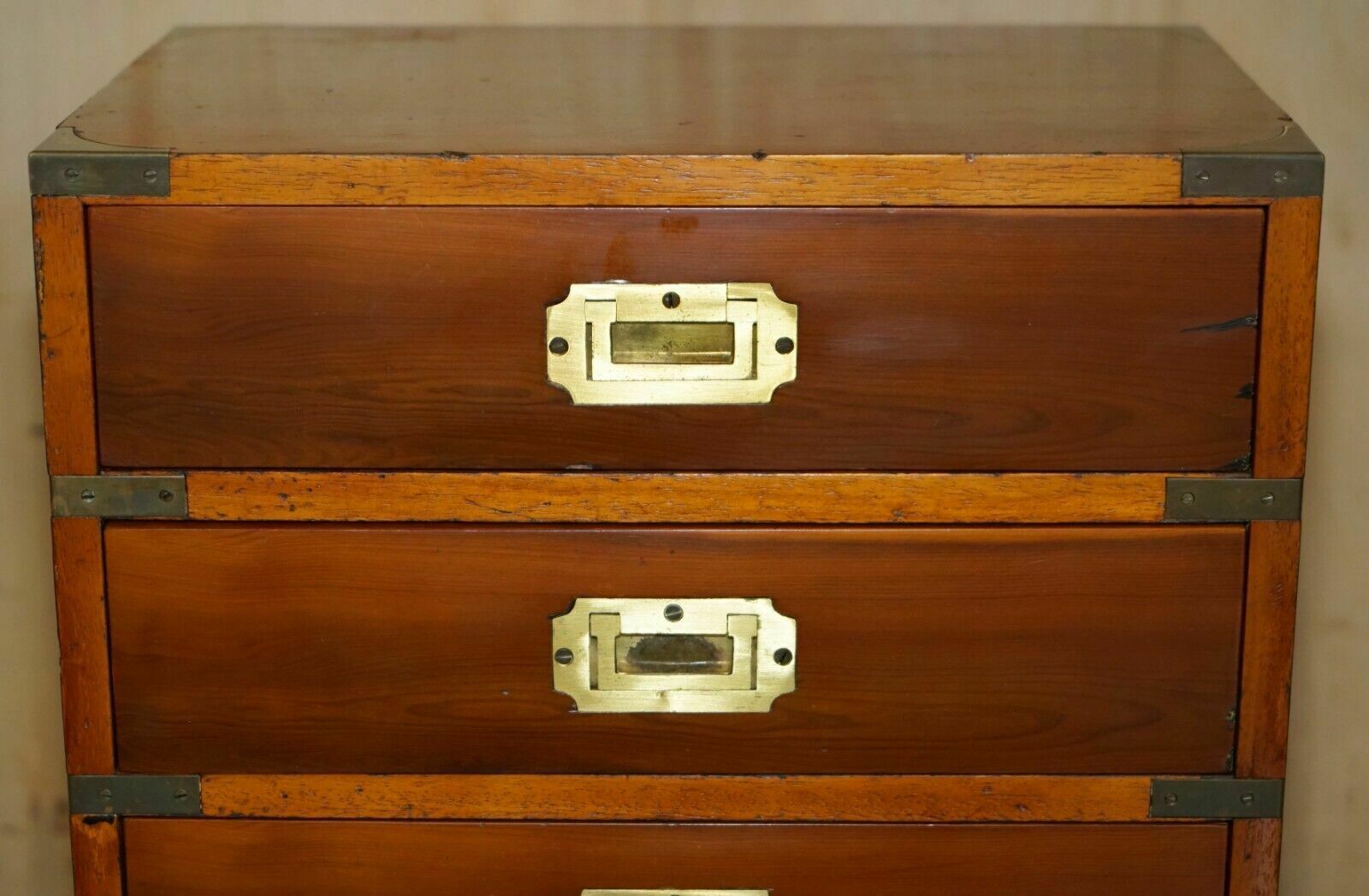 photo vintage Pair Of Vintage Distressed Military Campaign Burr Yew Wood Side Table Drawers