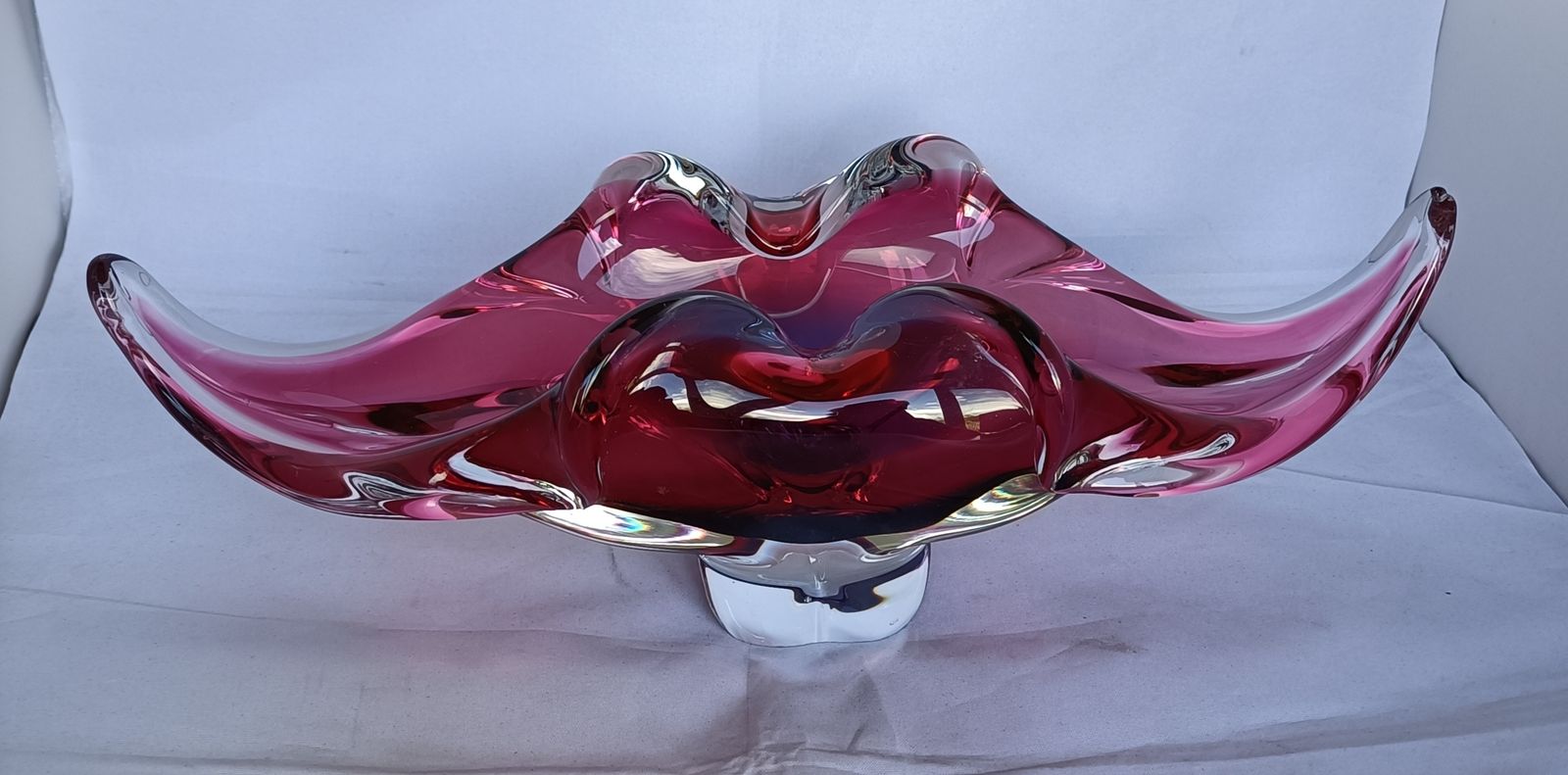 "Dali" Moustache Glass Centre Piece From Czechoslovakia, Designsd By Josef Hospodka
