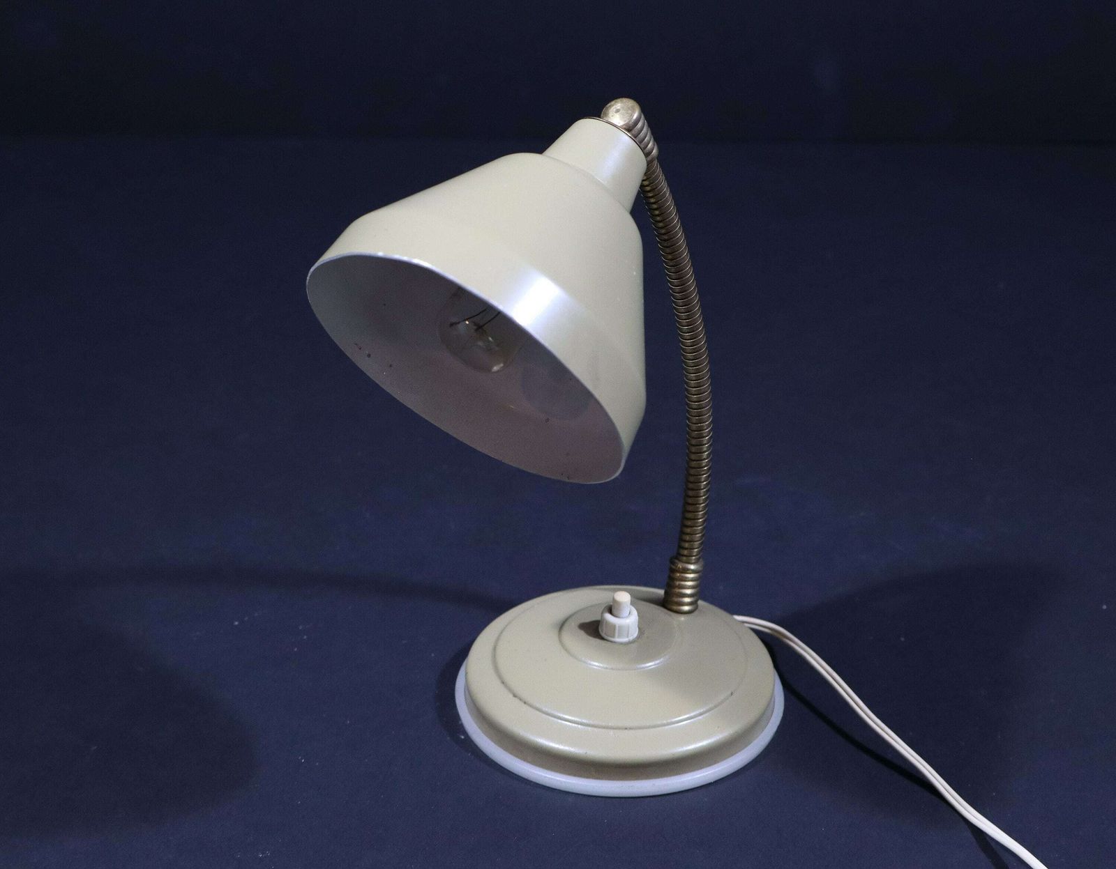 Mid Century Modern Cream Metal Desk Lamps photo 260.0