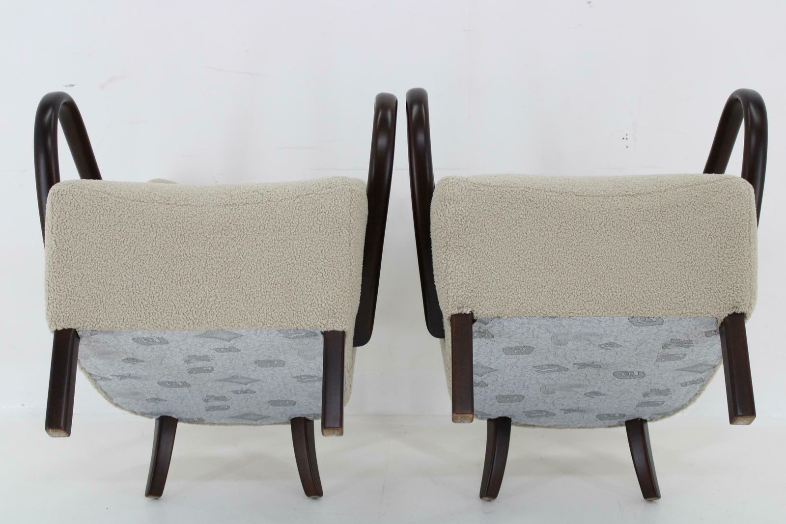 photo furniture 1930s Pair Of Jindrich Halabala Art Deco H 237 Armchairs In Bouclé, Restored