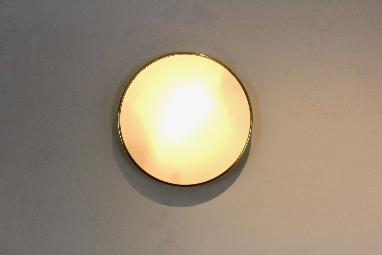 photo vintage Large Glashütte Limburg Brass & Opaline Glass Wall Light, Stock Of 9