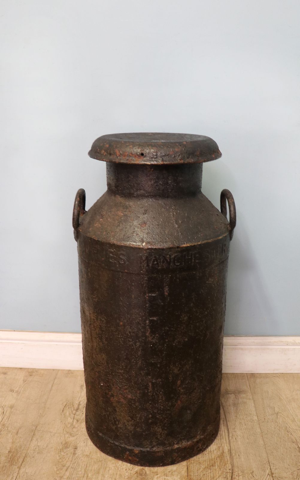 A Wonderful Vintage Iron Milk Churn From The Manchester Area. photo Home Decor