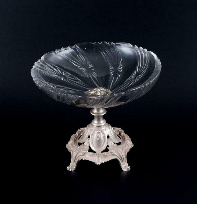 Val St. Lambert, Belgium. Large Centerpiece In Crystal Glass And Metal. photo for sale