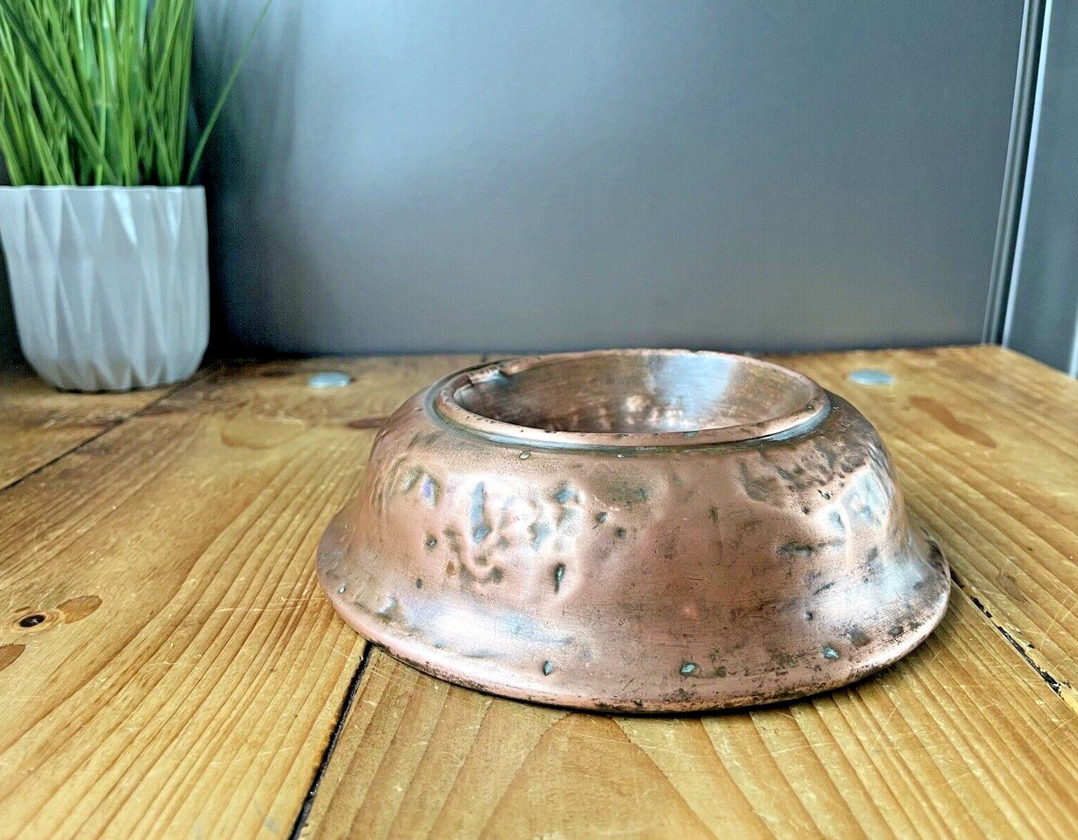 Antique 19th C Arts & Crafts Beaten Copper Dog Bowl Cat Pet Dish Food Water photo for sale