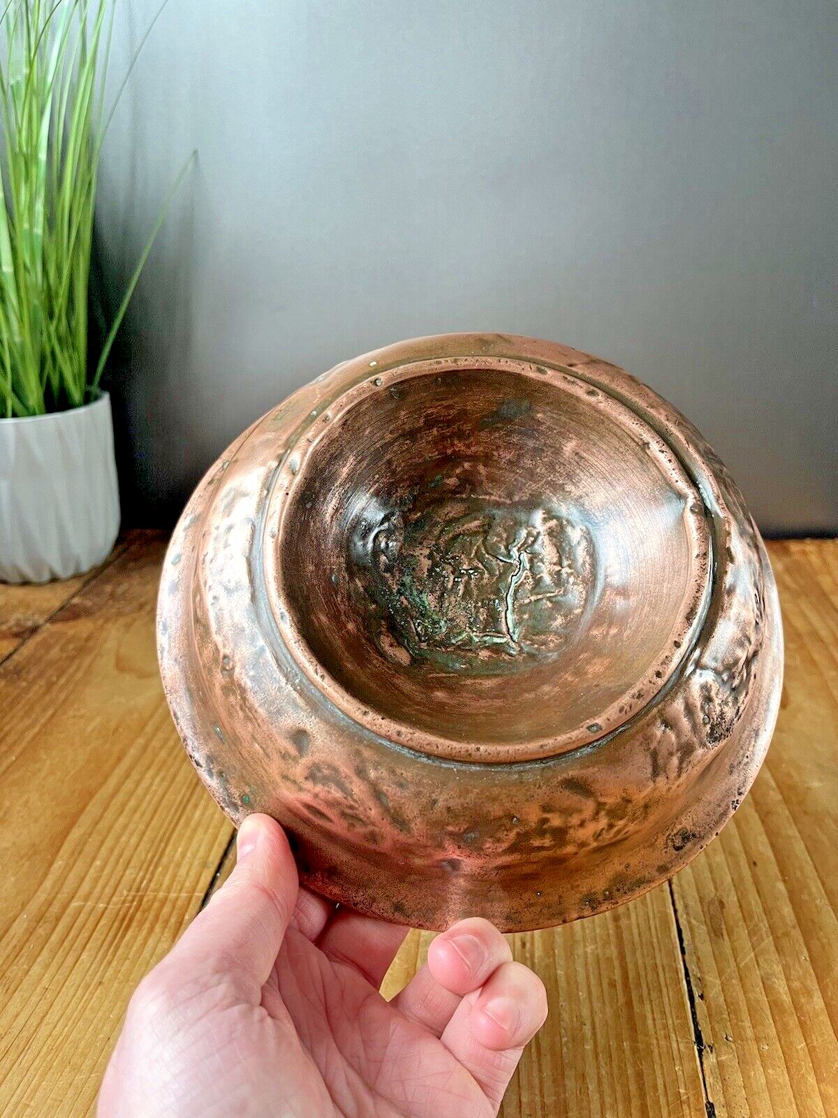 Antique 19th C Arts & Crafts Beaten Copper Dog Bowl Cat Pet Dish Food Water photo vinterior