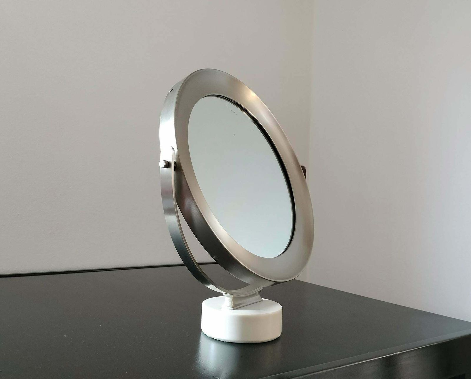 Sergio Mazza Narciso Table Mirror By Artemide 1970s photo 1056.0