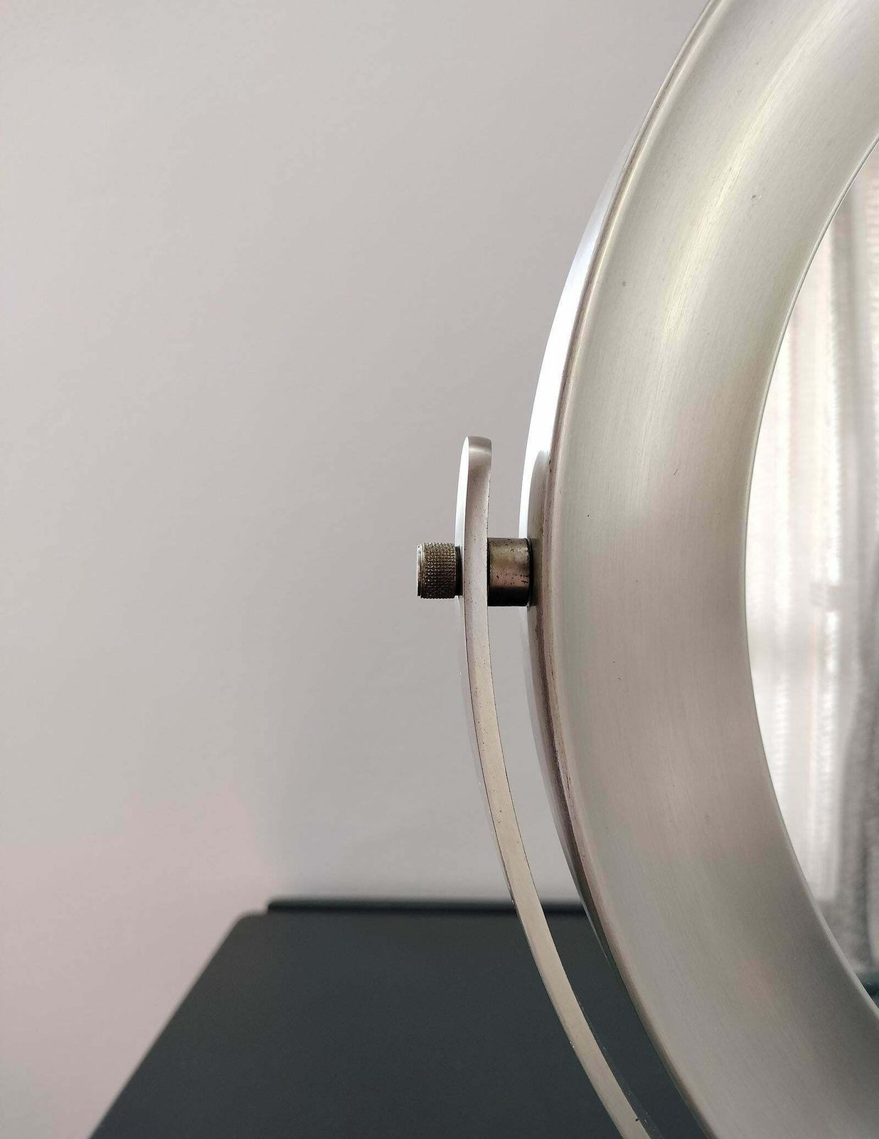 1056.0 Sergio Mazza Narciso Table Mirror By Artemide 1970s photo