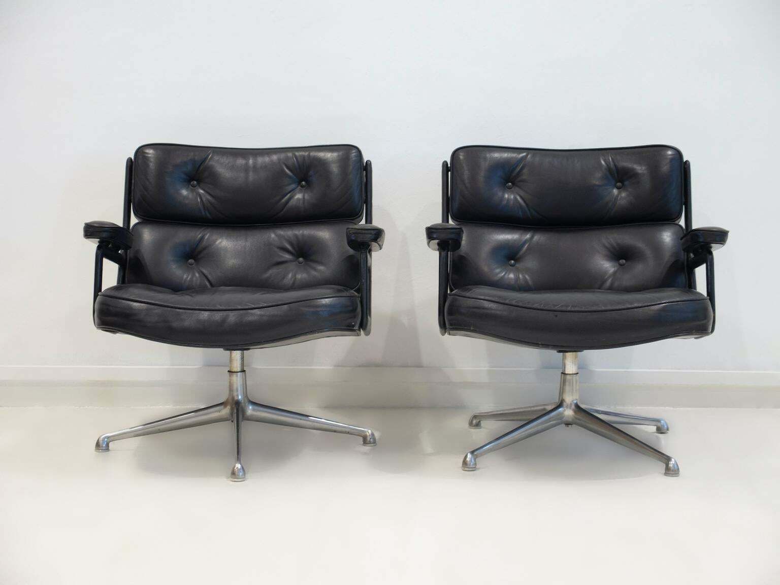 Pair Of Black Leather Executive Chairs By Charles And Ray Eames photo vinterior