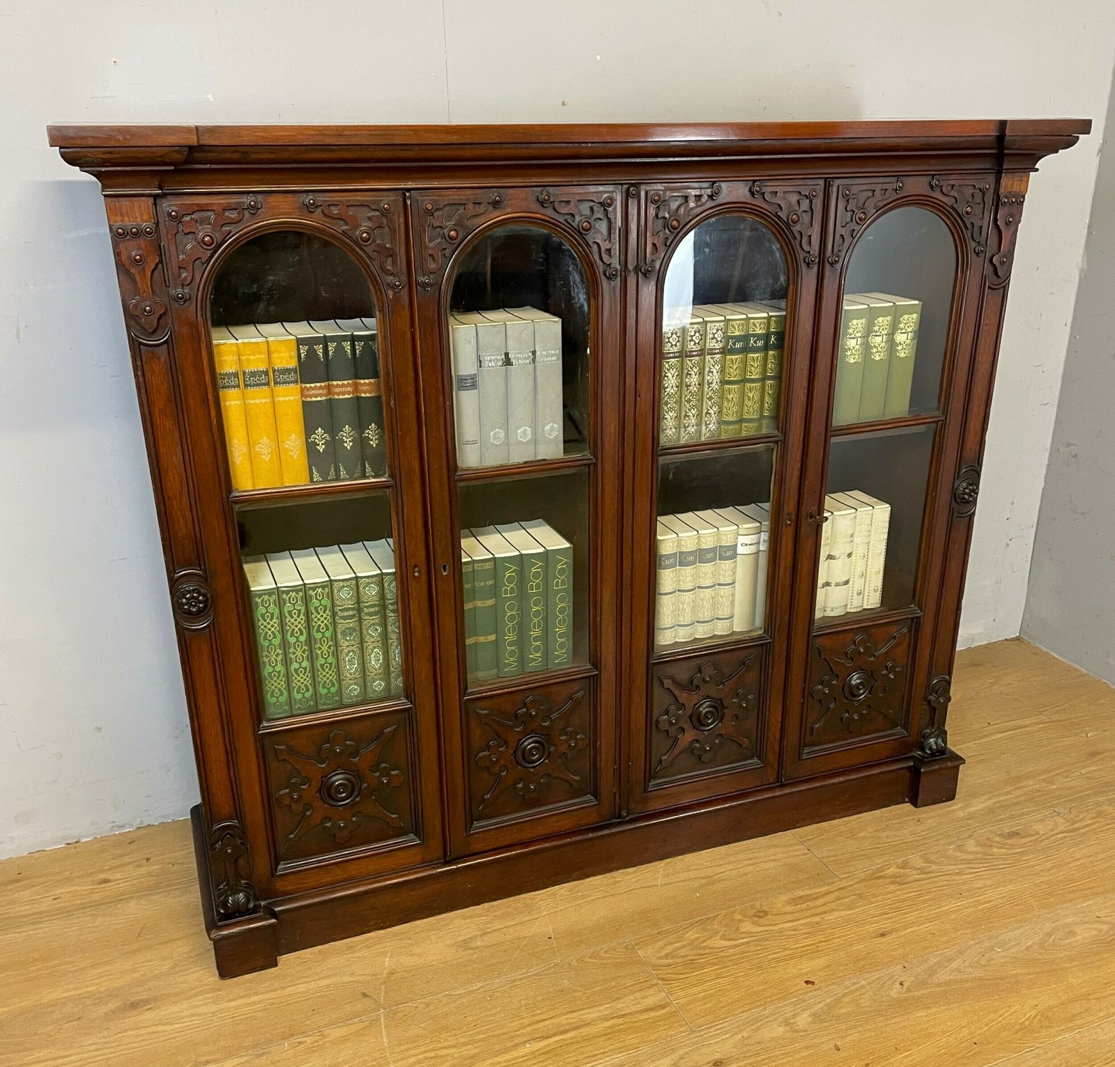 C19th Walnut Freestanding Bookcase In The Style Of Pugin