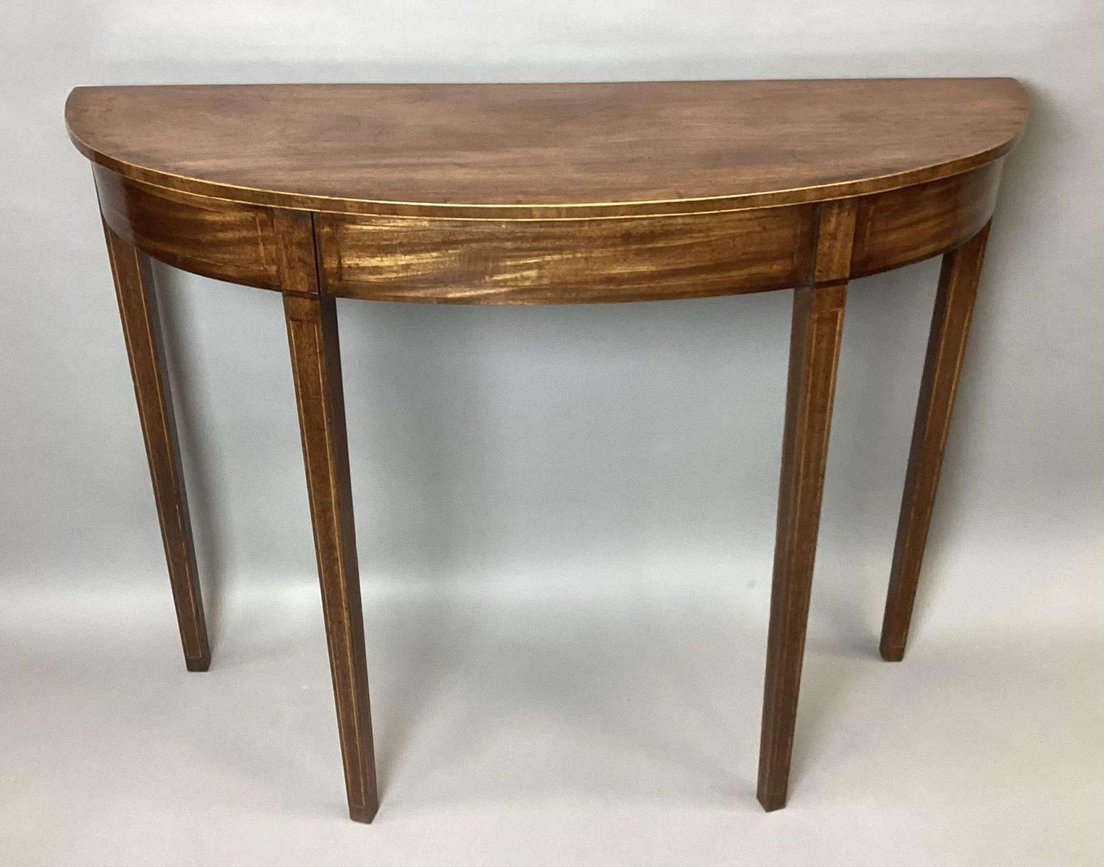 A Fine George III Mahogany Hepplewhite Side Table / Console Table photo Furniture