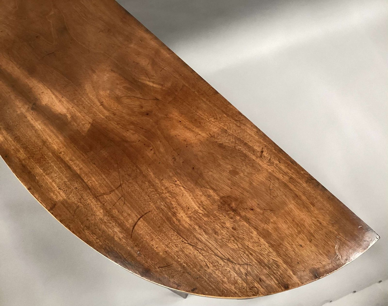 A Fine George III Mahogany Hepplewhite Side Table / Console Table photo vinterior