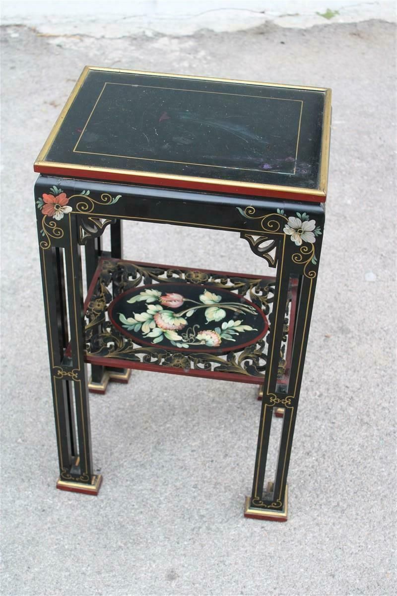 photo vinterior Guèridon In Chinese Lacquer Circa 1950s Colored Wood And Floral With Gilded Parts