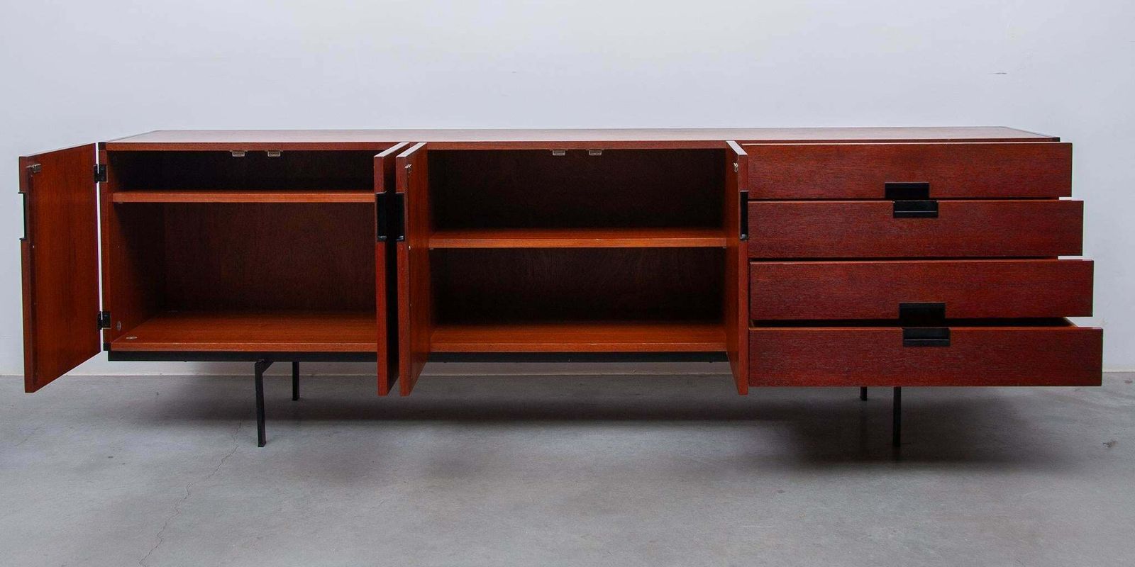 photo furniture Japanese Serie Du03 Sideboard By Cees Braakman For Pastoe 1958, Dutch Design