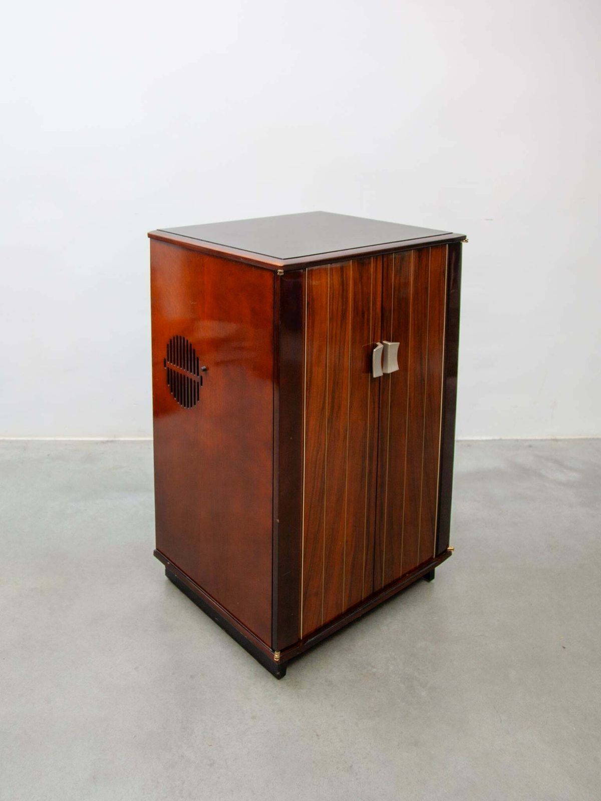 De Coene Furniture Music Box And Speakers, Blue Tooth photo buy