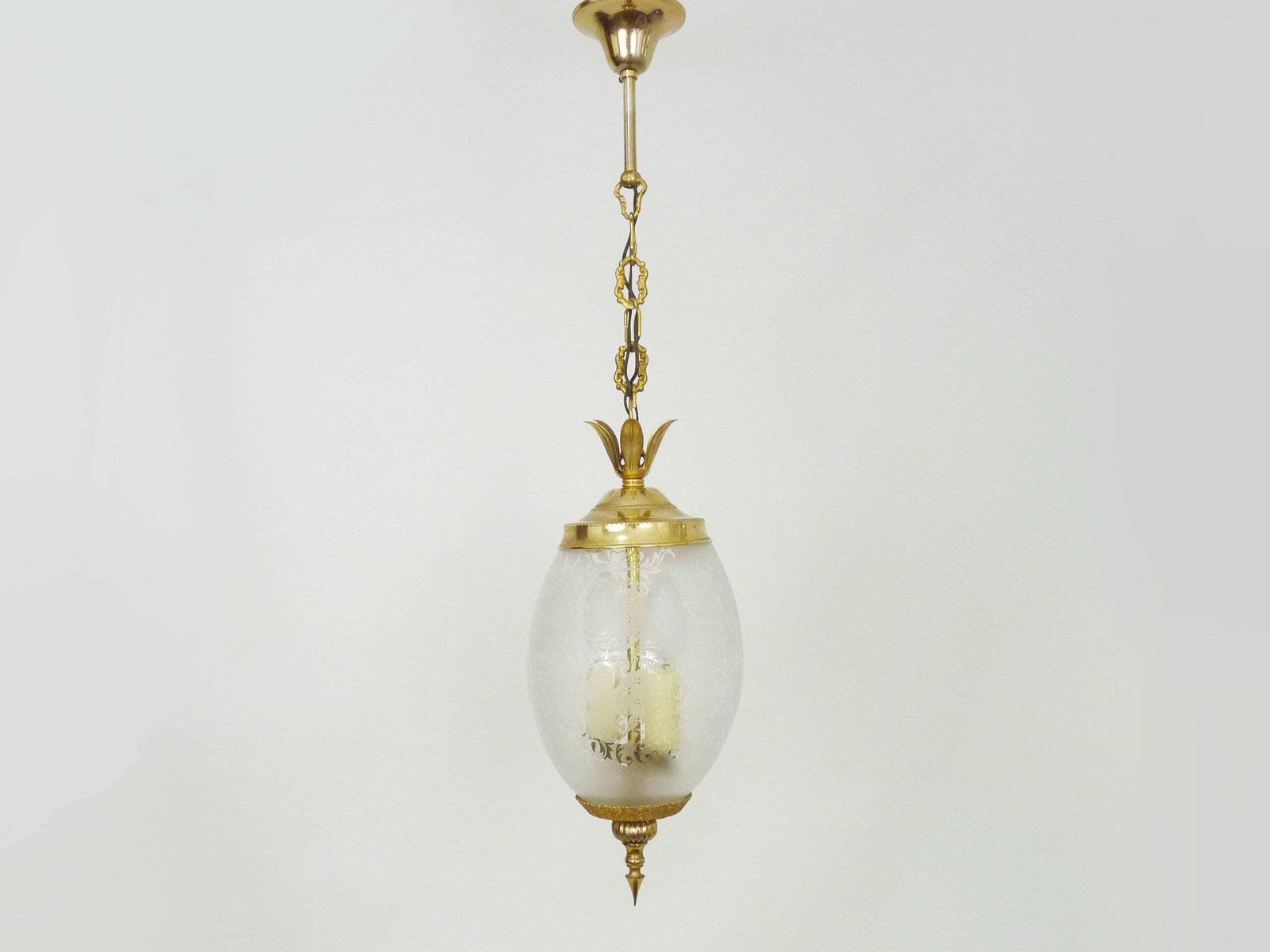 Suspension, Brass Chandelier And Engraved Glass Globe With 2 Lights. Louis XV Style