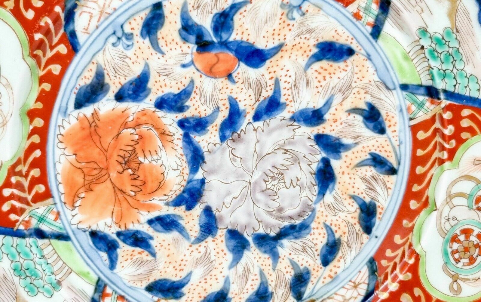 photo for sale Antique Japanese Meiji Porcelain Arita Imari Charger Plate Painted With Flowers