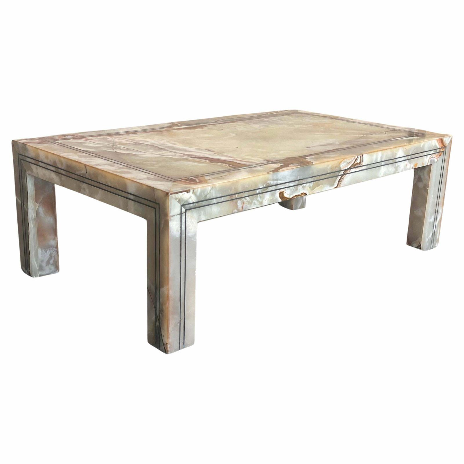 Table basse rectangulaire en onyx vert, marqueterie de métal, début du XXe siècle