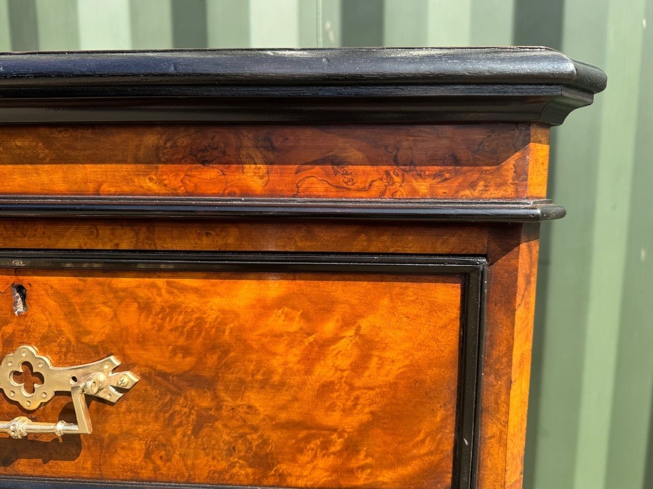 Stunning Quality 19th Century Burr Walnut Chest Of Drawers photo buy